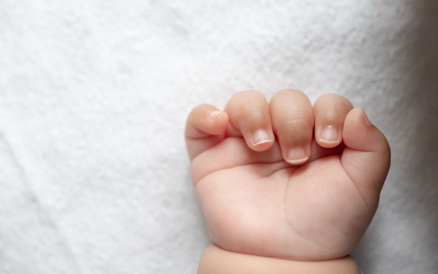 3 Tanda Kuku Bayi yang Tak Boleh Diabaikan, Cek Nutrisi Si Kecil!