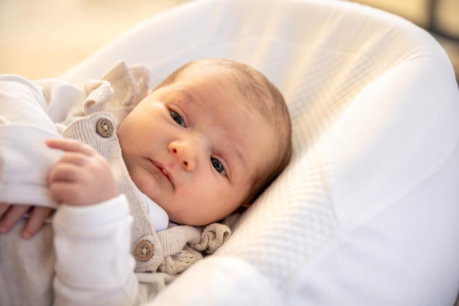 Takaran ASI Bayi Baru Lahir 0-1 Bulan (ml) + Frekuensi Menyusu yang Ideal