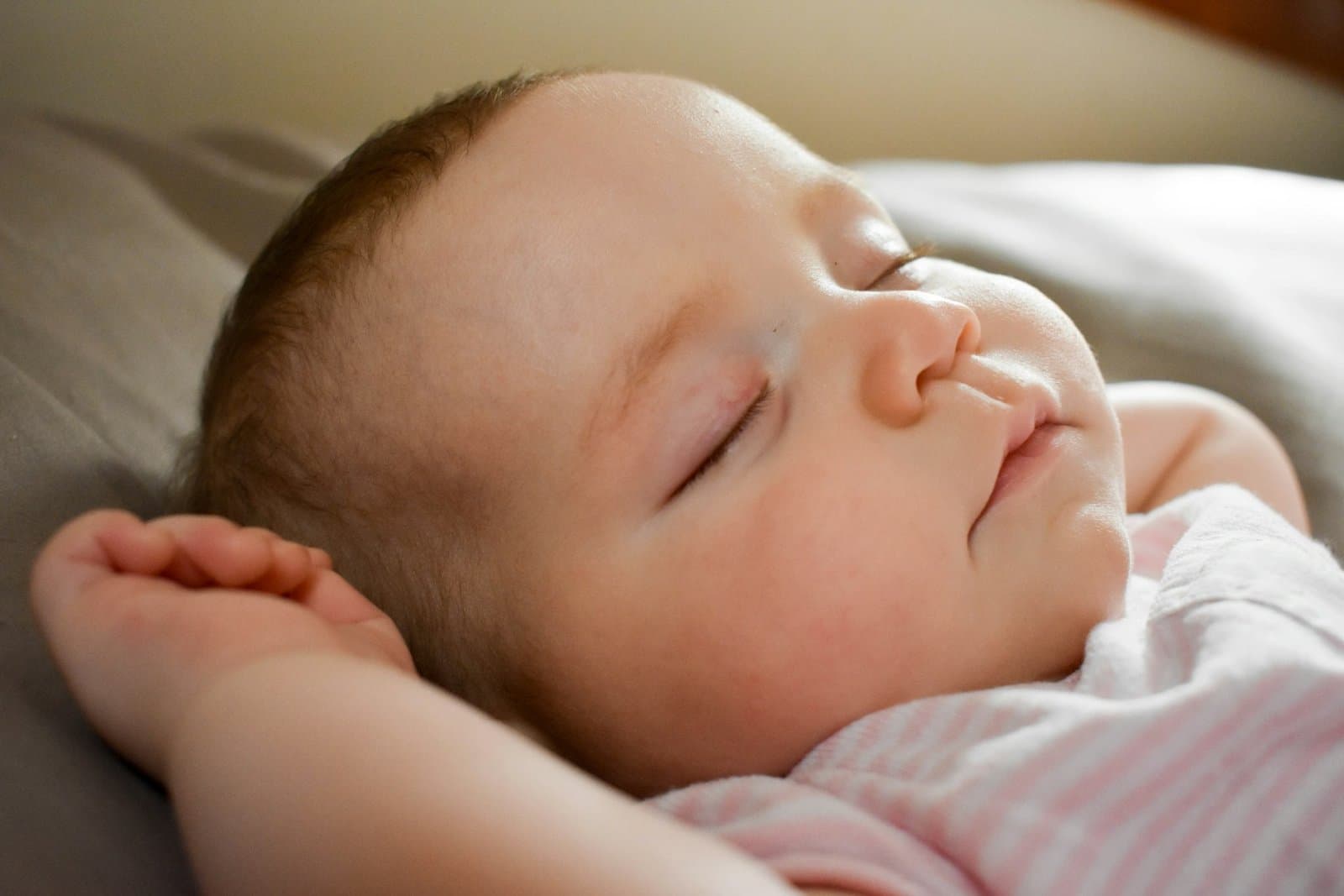 5 Risiko Bayi Tidur dengan Mulut Terbuka yang Sering Tidak Disadari Orang Tua