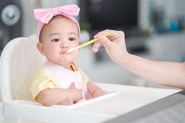MPASI 6 Bulan Pertama: Panduan Lengkap untuk Ibu Baru